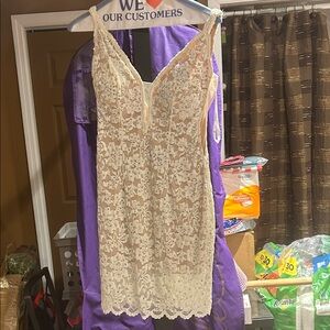 Jovani Lace Chemise in Cream